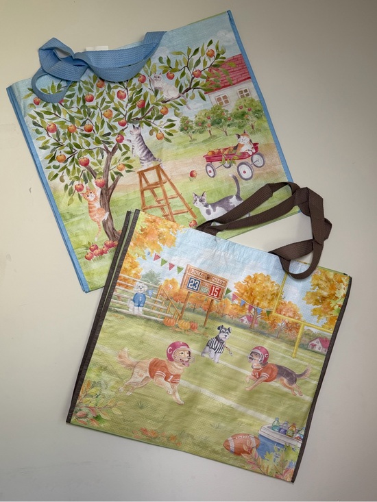 T.J.Maxx Handbags - Fall Tote Bag Set Dogs Playing Football 🏈 Cats Picking Apples 🍎 Reusable Bag